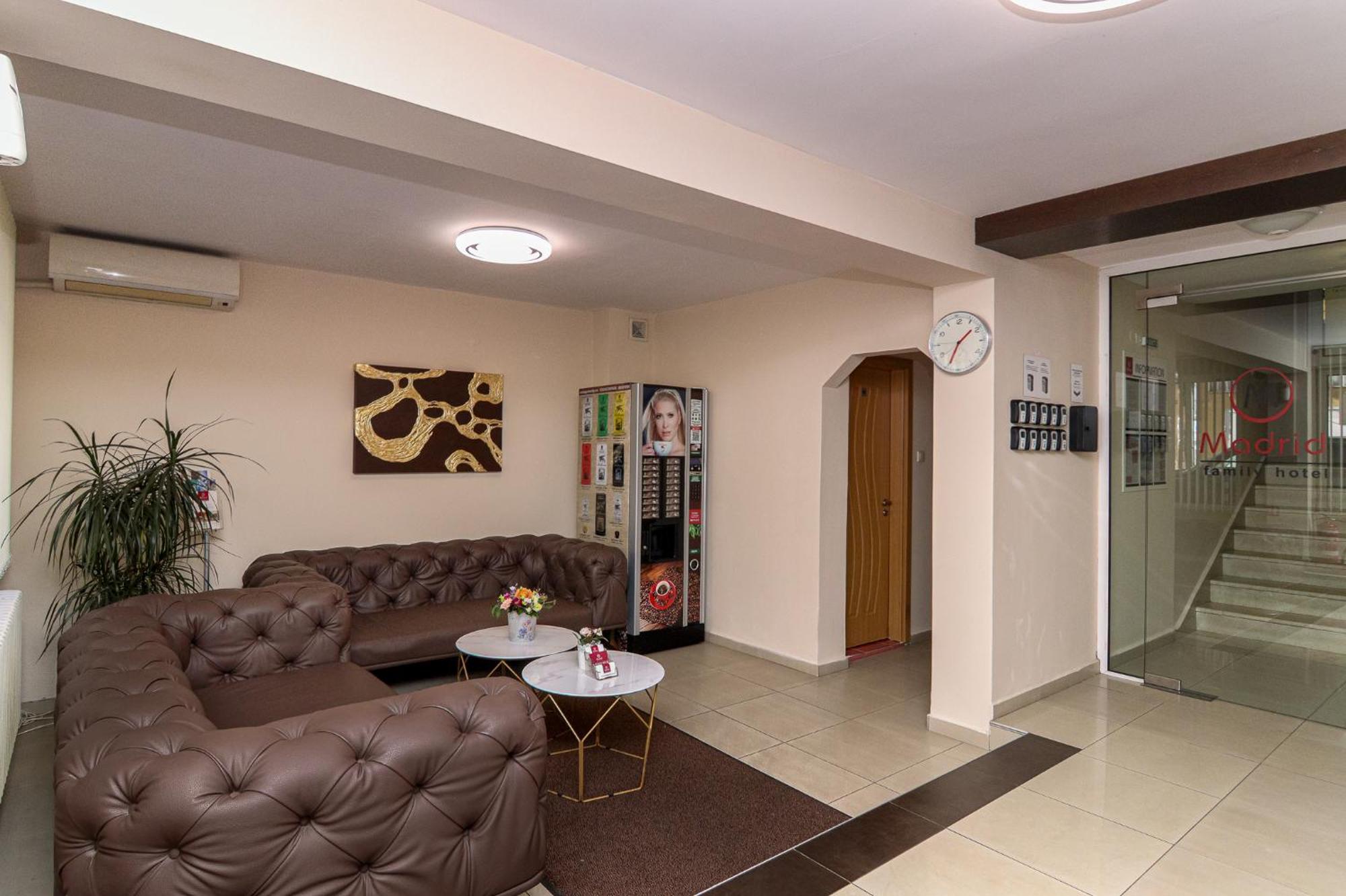 Family Hotel Madrid Sofia Exterior photo