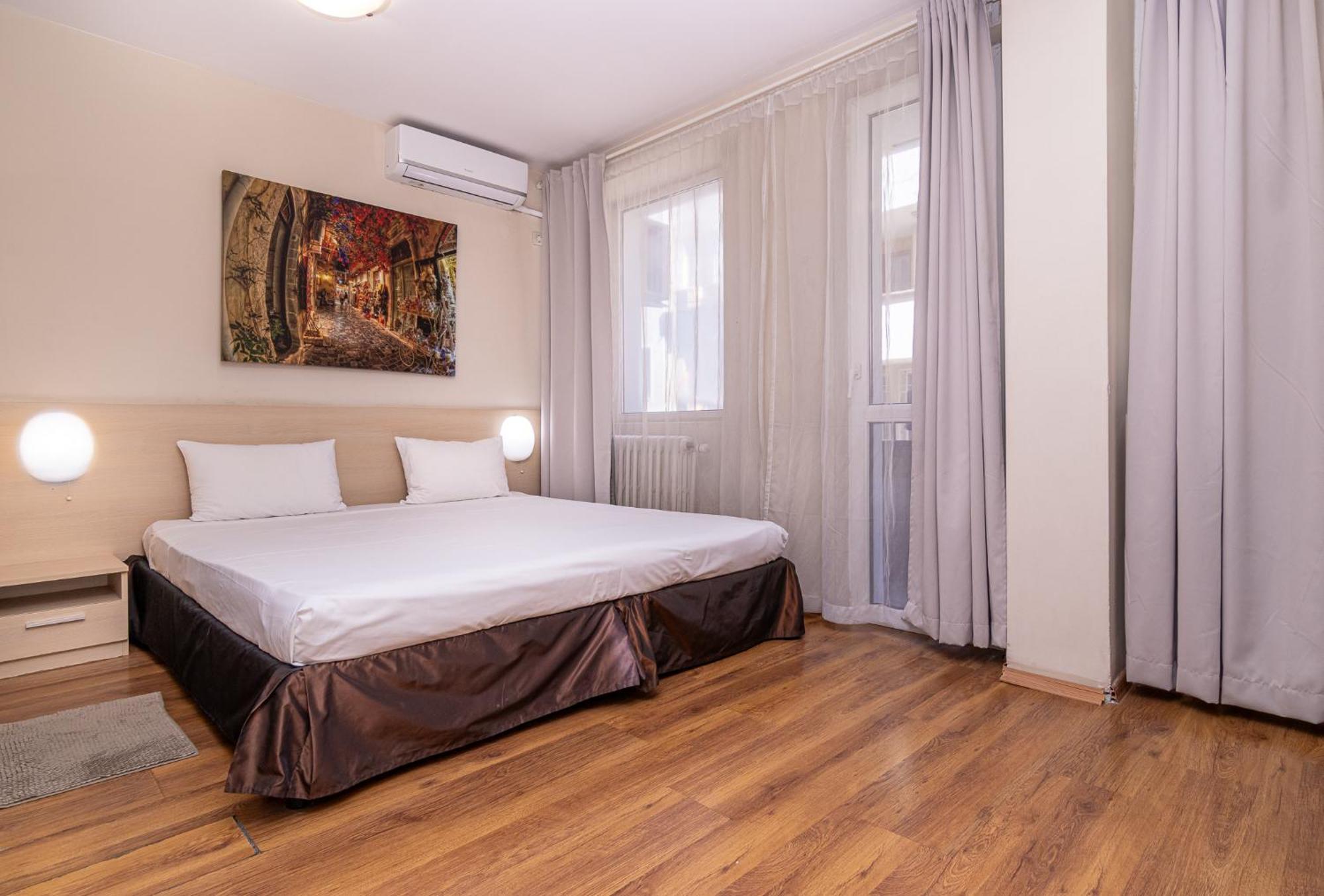 Family Hotel Madrid Sofia Exterior photo
